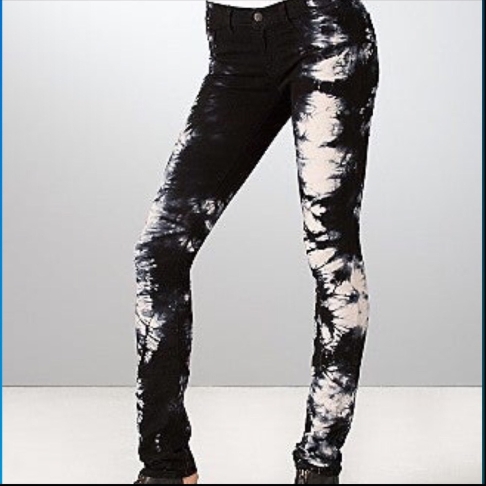 SALE J BRAND BLACK & WHITE TIE DYE SKINNY w/ STRETCH - Picture 3 of 11